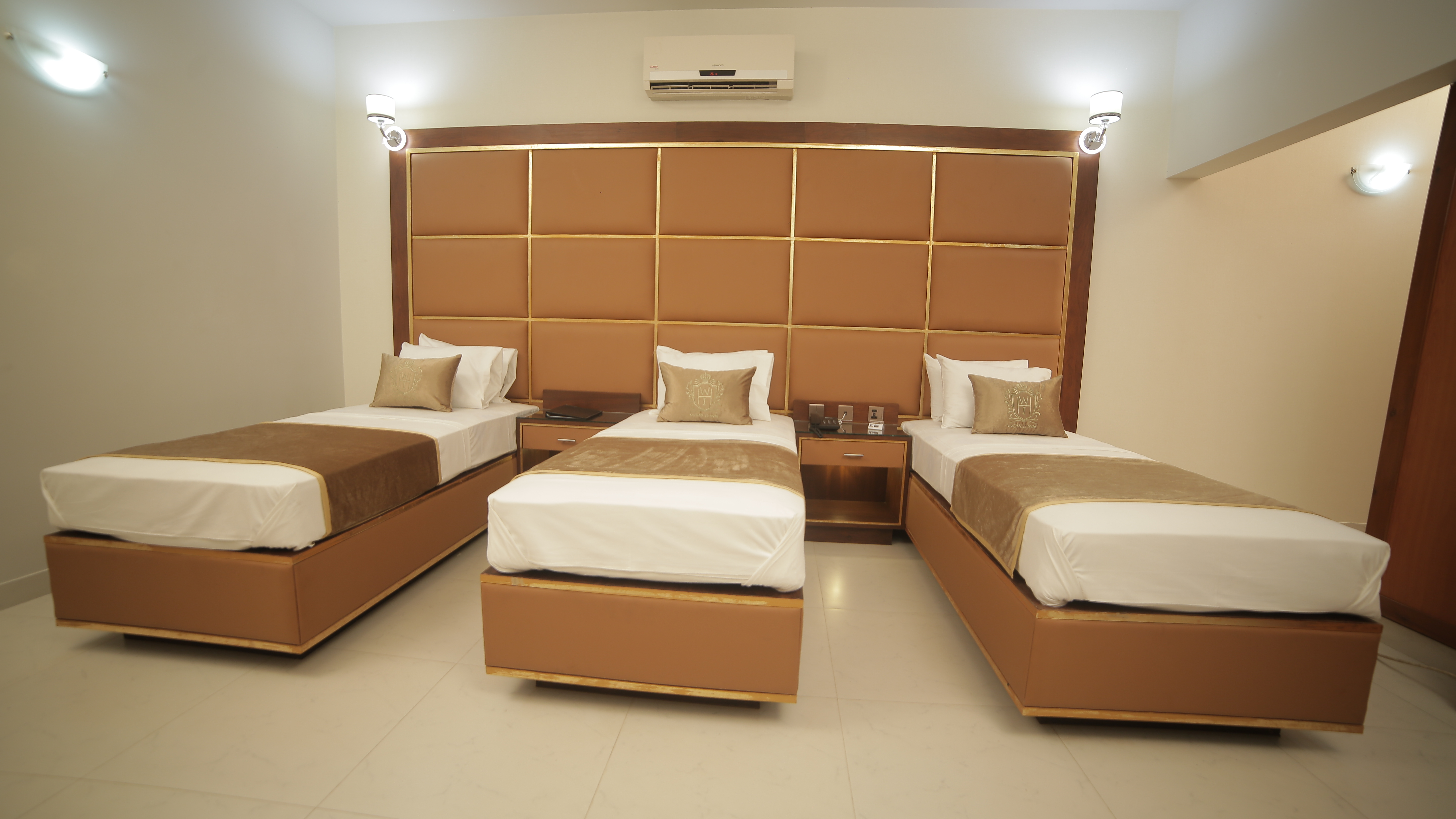 Executive Triplet Room 2